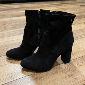 Circus By Sam Edelman Carinda Block Heel Bootie Black Faux Suede Zip Up Sz 9.5M
